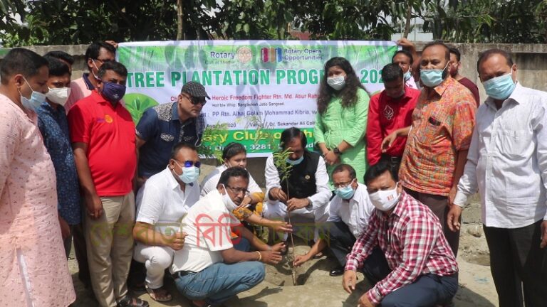 শেরপুর রোটারী ক্লাবের উদ্যোগে বৃক্ষ রোপণ কর্মসূচির উদ্বোধন করলেন হুইপ আতিক