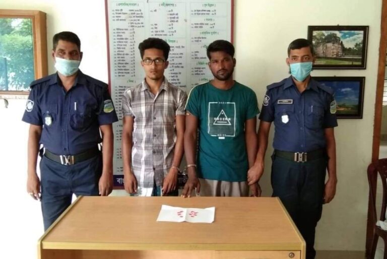 ঝিনাইগাতীতে ইয়াবাসহ দুইজন গ্রেফতার