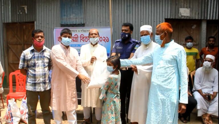 ঝিনাইগাতীতে ২শ ৫০ পরিবার পেল খাদ্যসামগ্রী