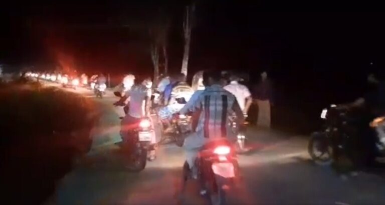 নকলায় পূজা মন্ডপ পরিদর্শন করলেন চেয়ারম্যান পদপ্রার্থী আবুল
