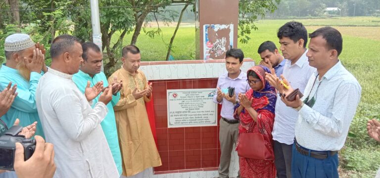 ঝিনাইগাতী উপজেলার প্রধান সড়ক আলোকিত করণ প্রকল্পের উদ্বোধন
