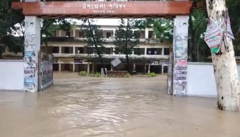ঝিনাইগাতীতে পাহাড়ী ঢলে প‌রিষদসহ নিম্নাঞ্চল প্লাবিত