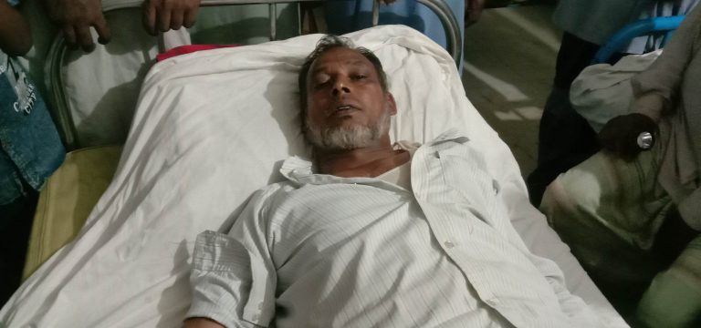 ঝিনাইগাতীতে মুজিব বর্ষের ঘর তদারকি করতে গিয়ে সন্ত্রাসীদের  হামলার শিকার হলেন সাবেক ইউপি চেয়ারম্যান