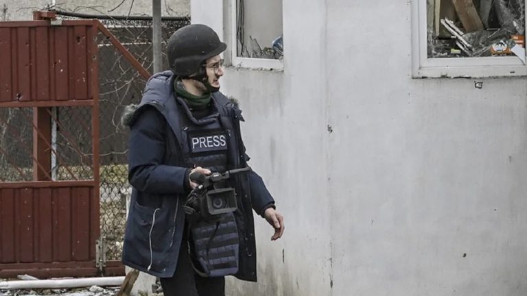 ইউক্রেনে রকেট হামলায় এএফপির সাংবাদিক নিহত
