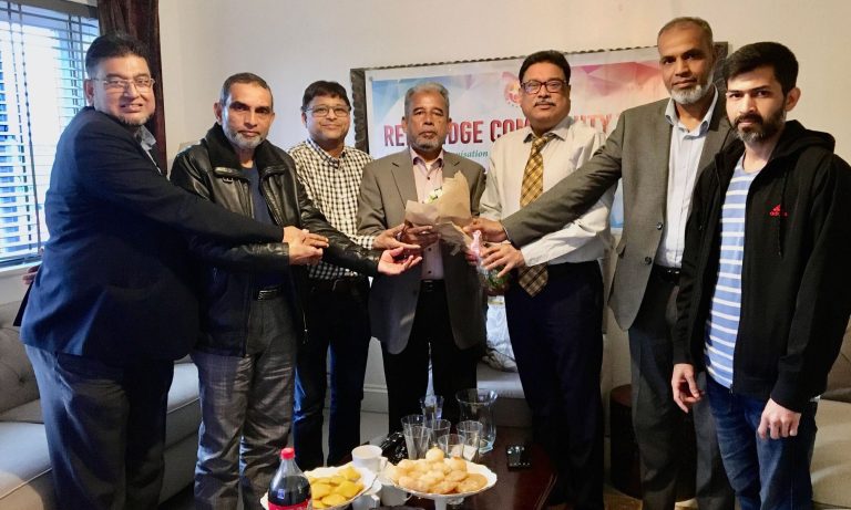 বাংলাদেশের রাজনীতিবিদ হুমায়ুন ইসলাম কামালকে লন্ডনে সংবর্ধনা জানালো আরসিটি