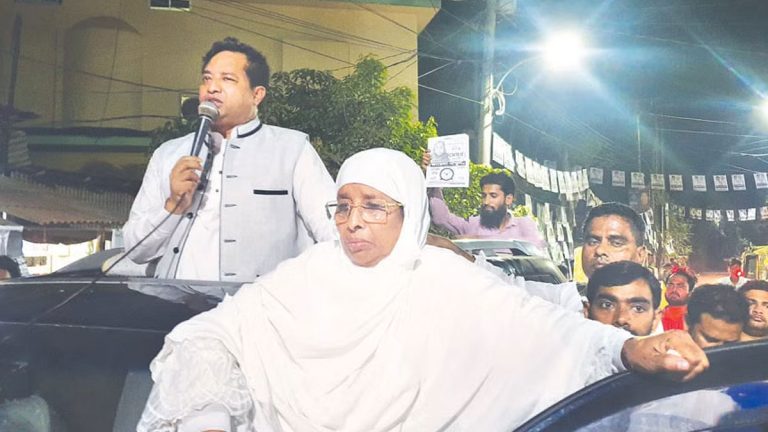 গাজীপুর সিটির নতুন মেয়র জায়েদা খাতুন