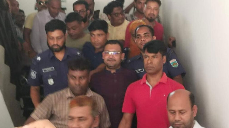 যুবলীগ নেতা জেম হত্যা মামলায় পৌর মেয়র কারাগারে