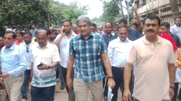 প্রতীক পেয়ে প্রচারণার মাঠে নৌকার প্রার্থী আরাফাত