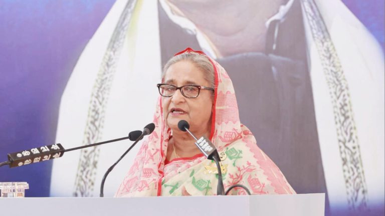 ‘ভিসা নিয়ে মাথাব্যথা নেই, আমেরিকা না গেলে কিচ্ছু যায় আসে না’