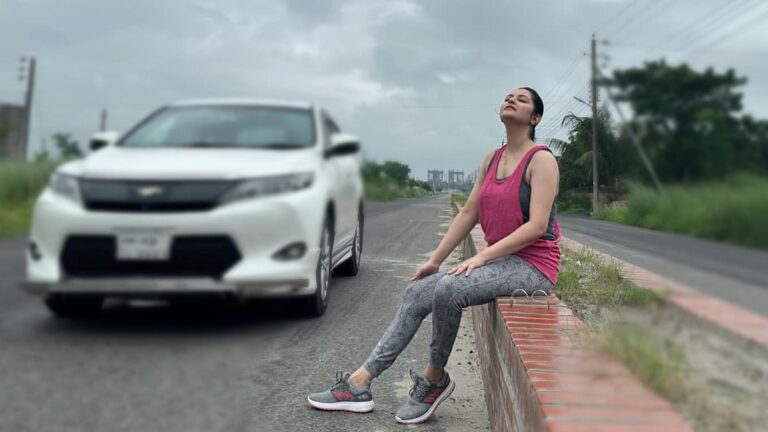 ছেলেকে নিয়ে সকালে কোথায় গেলেন পরীমণি