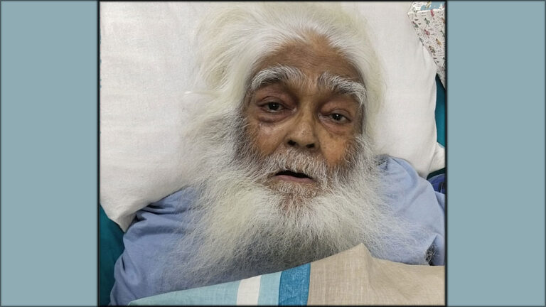রাজনীতির ‘রহস্য পুরুষ’ সিরাজুল আলম খান লাইফ সাপোর্টে