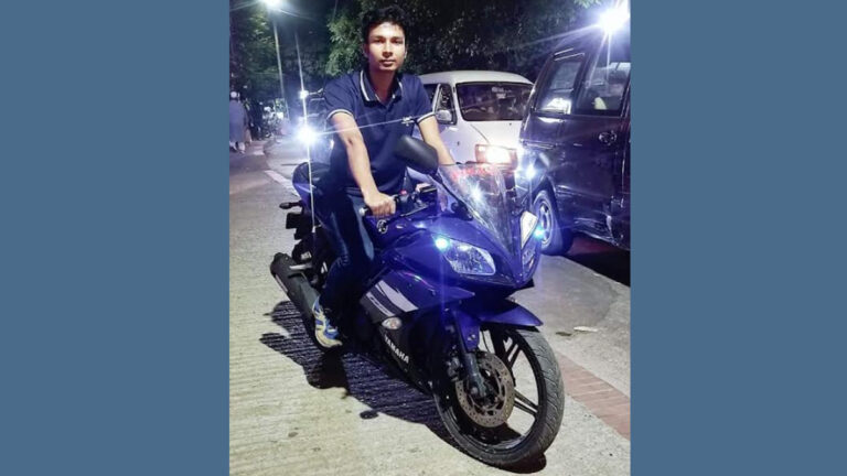 ঈদে বাড়ি এসে প্রাণ গেল নৌবাহিনীর কর্মকর্তার
