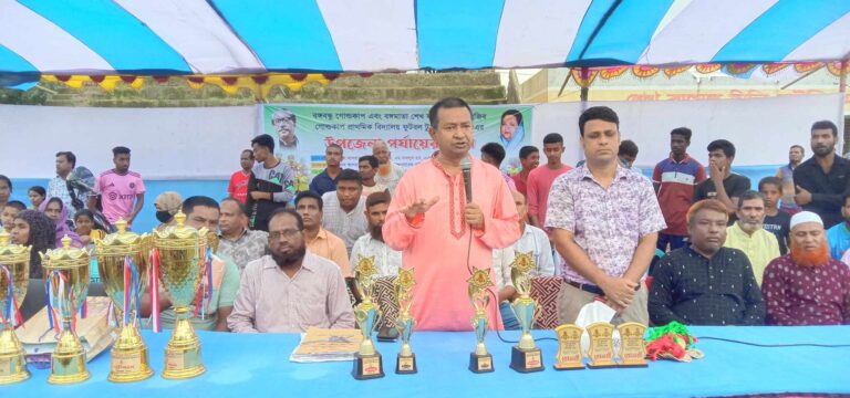 ঝিনাইগাতীতে প্রাথমিক বিদ্যালয়ের বঙ্গবন্ধু ও বঙ্গমাতা ফুটবল টুর্নামেন্টের চুড়ান্ত খেলা অনুষ্ঠিত