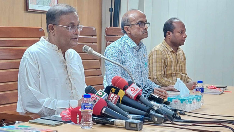 সংসদের বিলুপ্তি চেয়ে সাংবিধানিক সংকট তৈরি করতে চায় বিএনপি