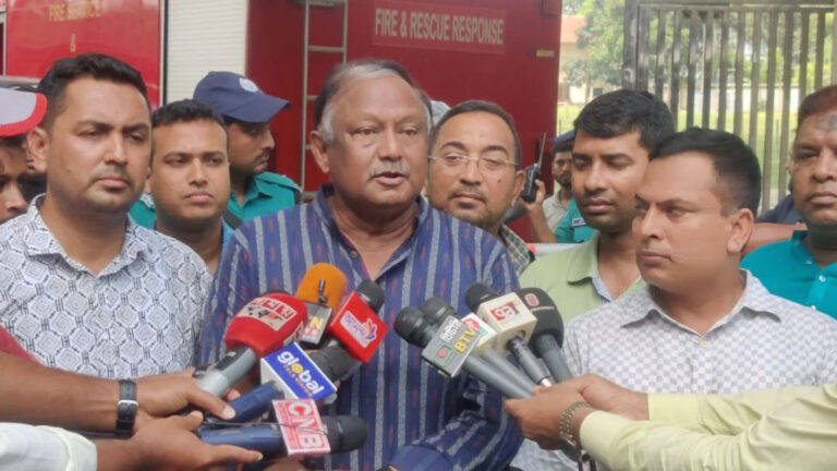 রংপুরে উন্নয়নের সুখবর দেবেন প্রধানমন্ত্রী : বাণিজ্যমন্ত্রী