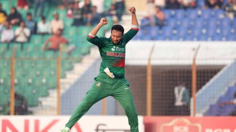 সেরা দশে ফিরলেন সাকিব
