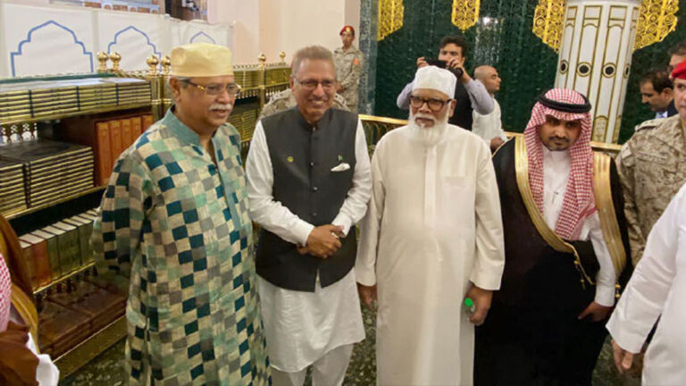 একাত্তরের জন্য ক্ষমা চাইতে হবে: পাক প্রেসিডেন্টকে সালমান এফ রহমান