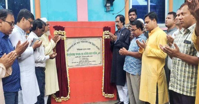 শেরপুরে সোয়া ৫ কোটি টাকা ব্যয়ে সড়ক নির্মাণ কাজের ভিত্তিপ্রস্তর স্থাপন