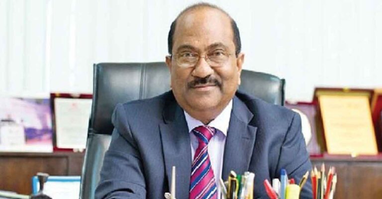 এস কে সুর, তার স্ত্রী ও কন্যার ব্যাংক হিসাব তলব