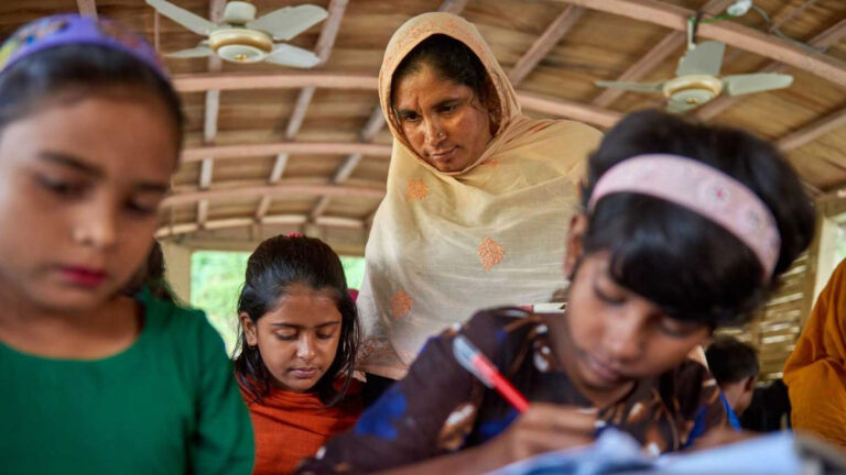 ৩২ হাজার শিক্ষক নিয়োগের চূড়ান্ত ফল যেকোনো সময়