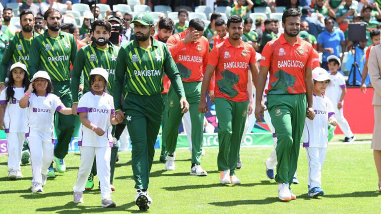 ৩৮ মিনিটেই শেষ বাংলাদেশ-পাকিস্তান ম্যাচের টিকিট