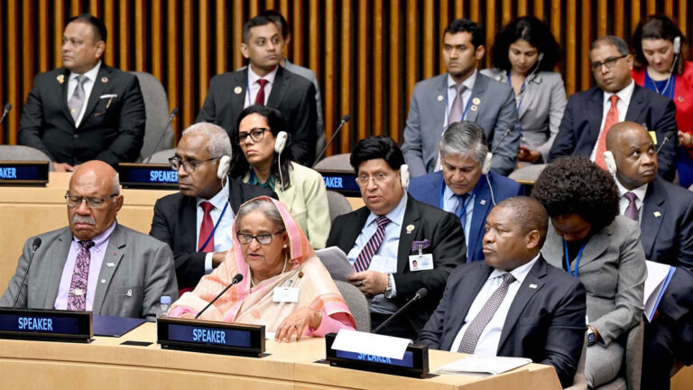 জলবায়ু সংকট এড়াতে প্রধান অর্থনীতির দেশগুলোকে সৎ থাকতে হবে