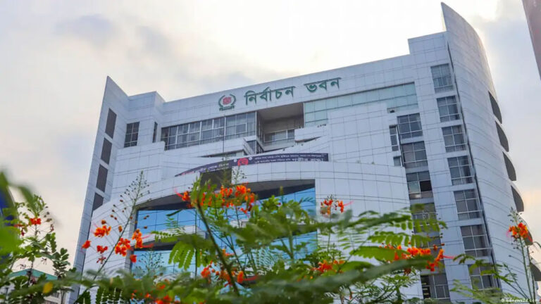 নির্বাচনে দেশি পর্যবেক্ষকের সংখ্যা বেড়ে ৬৭