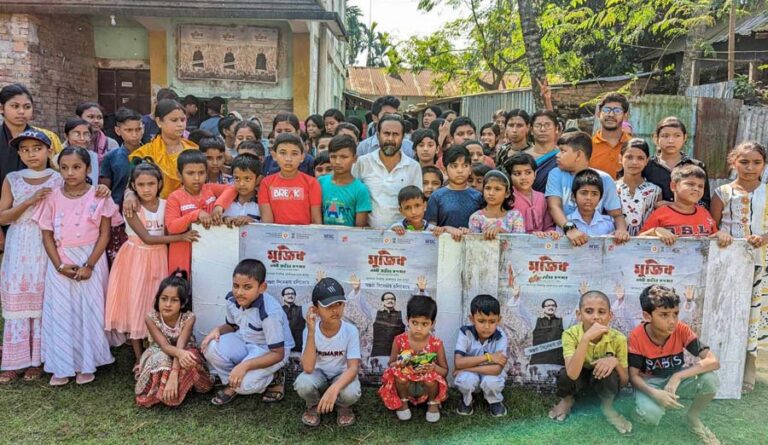 মুজিব একটি জাতির রূপকার: সিনেমা দেখলো সেঁজুতি বিদ্যানিকেতনের শিক্ষার্থীরা