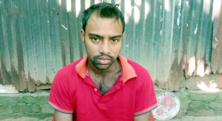ক্যান্সারে আক্রান্ত ঝিনাইগাতীর রুমান বাঁচতে চায়