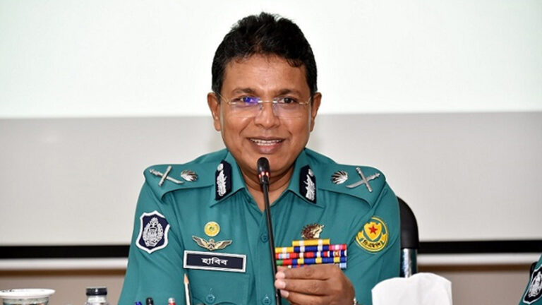 নাশকতাকারীদের ধরিয়ে দিতে ডিএমপির পুরস্কার ঘোষণা