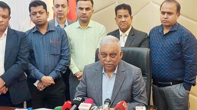 নির্বাচনে আসছেন ‘তারেক বিরোধীরা’, দাবি স্বরাষ্ট্রমন্ত্রীর