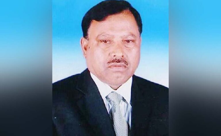 ট্রাকে উঠার পর শেরপুরে জাতীয় পার্টির সভাপতি বহিষ্কার