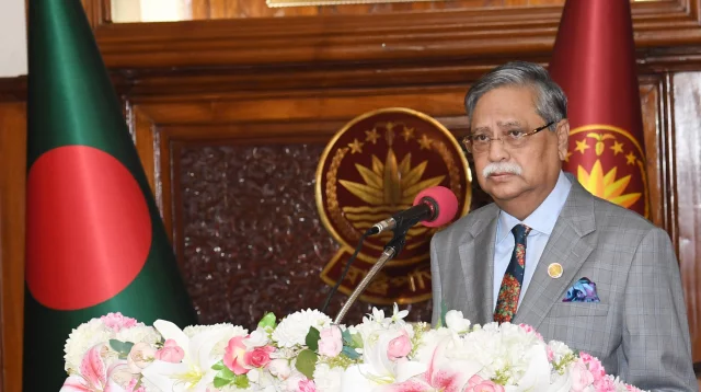 স্মার্ট বাংলাদেশ গঠনে সবাইকে ঐক্যবদ্ধভাবে কাজ করতে হবে: রাষ্ট্রপতি