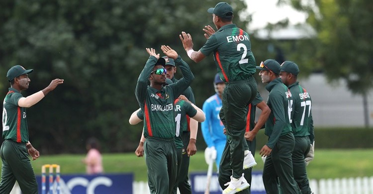 চ্যাম্পিয়ন ভারতকে বিদায় করে ফাইনালে বাংলাদেশ