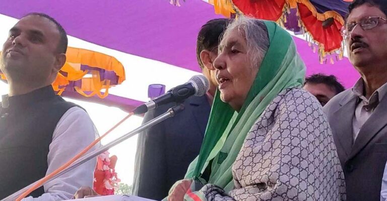 শেখ হাসিনা সারা বিশ্বে বাংলাদেশের মর্যাদা বাড়িয়েছেন : নালিতাবাড়ীতে মতিয়া চৌধুরী
