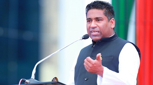 হাইকোর্টে প্রার্থিতা ফেরত পেলেন সাদিক আব্দুল্লাহ