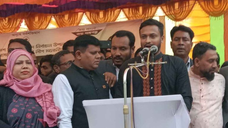 সাকিব আল হাসানের জন্মস্থানে রাজকীয় সংবর্ধনা