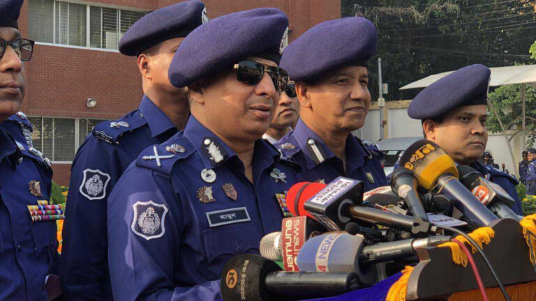নির্বাচনে নাশকতাকারীদের তথ্য দিলে লাখ টাকা পুরস্কার: আইজিপি