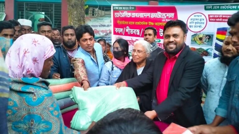 শ্রীবরদীতে রক্তসৈনিক’র উদ্যোগে শীতবস্ত্র বিতরণ