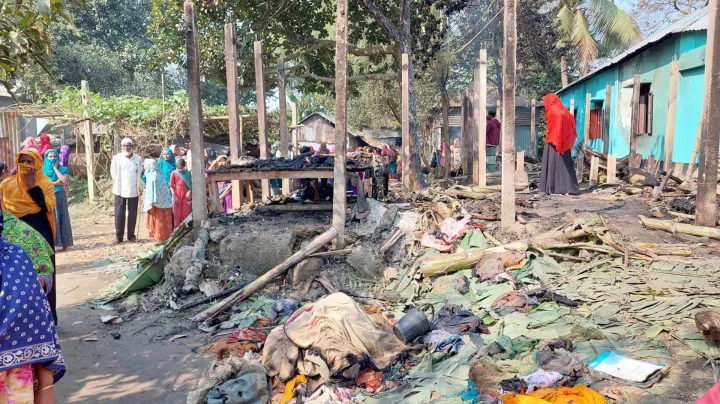 শেরপুরে অগ্নিকাণ্ডে দাদি–নাতির মৃত্যু