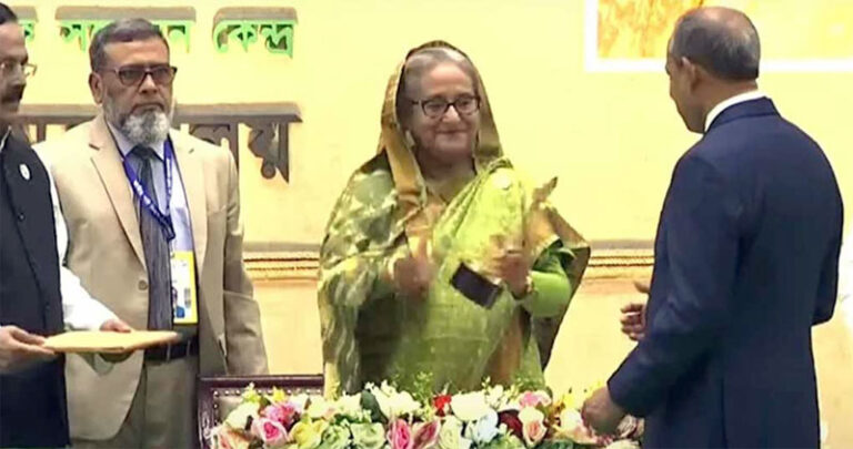 পাট খাতে অবদানে পুরস্কার পেলেন ১১ ব্যক্তি ও প্রতিষ্ঠান