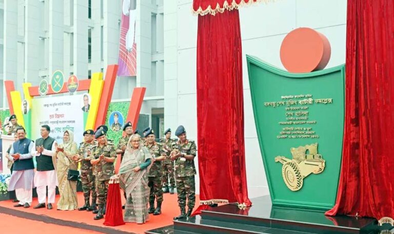 ‘মুজিব ব্যাটারি’ কমপ্লেক্স উদ্বোধন করলেন প্রধানমন্ত্রী