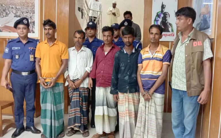 ঝিনাইগাতীতে গরু চোর চাক্রের ৫ সদস্য গ্রেপ্তার