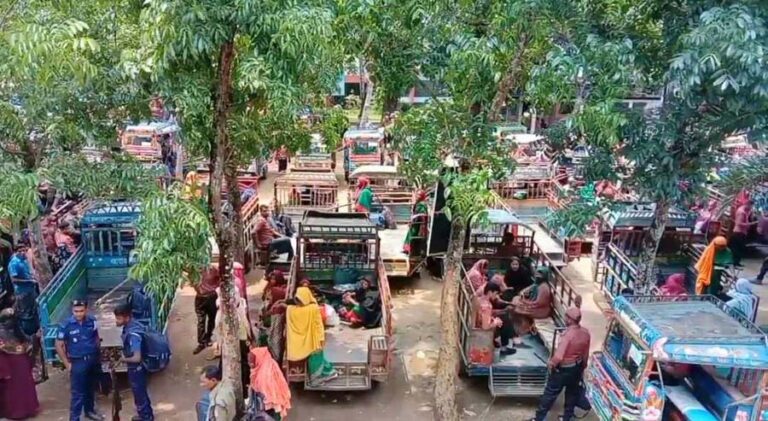 রাত পোহালেই শেরপুরের দুই উপজেলায় ভোট, কেন্দ্রে কেন্দ্রে পাঠানো হচ্ছে নির্বাচনী সরঞ্জাম