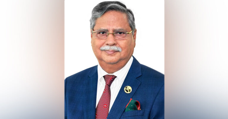 সরকার শ্রমিকের কল্যাণ সাধনে নিরন্তর কাজ করে যাচ্ছে : রাষ্ট্রপতি