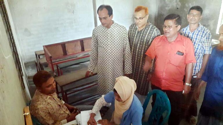 নকলায় বিনামূল্যে ছানি অপারেশন ও চক্ষু শিবির অনুষ্ঠিত