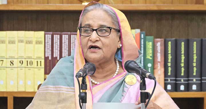 শেখ হাসিনা দেশ বিক্রি করে না: প্রধানমন্ত্রী