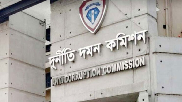 দুদকে একদিনে ৯৪ জনের পদোন্নতি