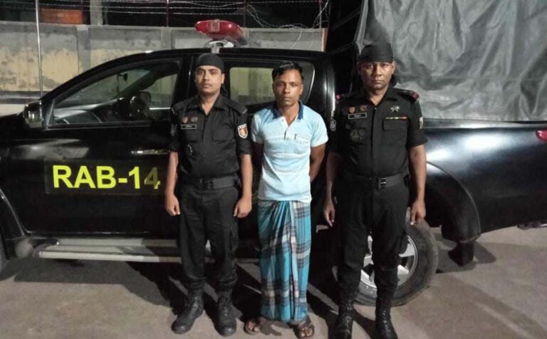 শেরপুরে হত্যা মামলার পলাতক আসামী রফিক গ্রেফতার!
