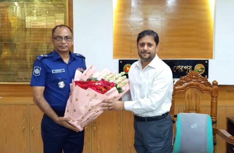 শেরপুরের নবাগত জেলা প্রশাসকের সাথে নবাগত পুলিশ সুপারের সৌজন্য সাক্ষাৎ